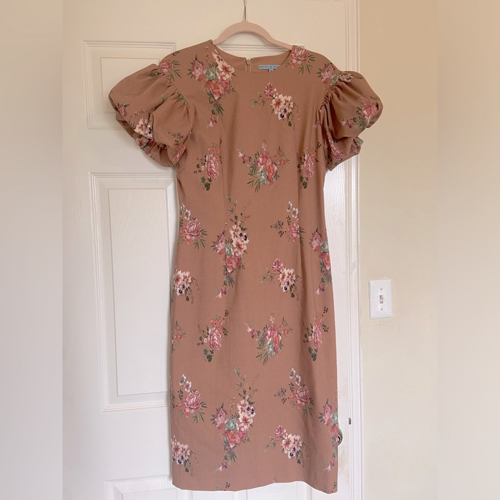 Antonio Melani Floral Knee length Dress Size 6